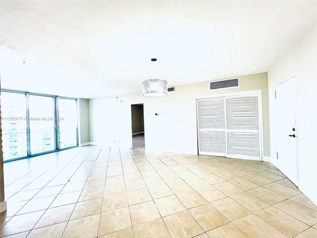 3001 S Ocean Dr # 1041, Hollywood FL 33019