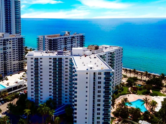 3001 S Ocean Dr # 1041, Hollywood FL 33019