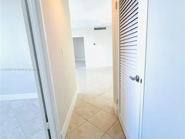 3001 S Ocean Dr # 1041, Hollywood FL 33019