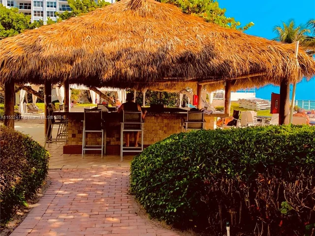 3001 S Ocean Dr # 1041, Hollywood FL 33019