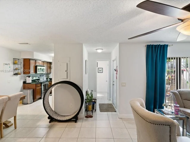 2295 Lena Ln # 2295, West Palm Beach FL 33415