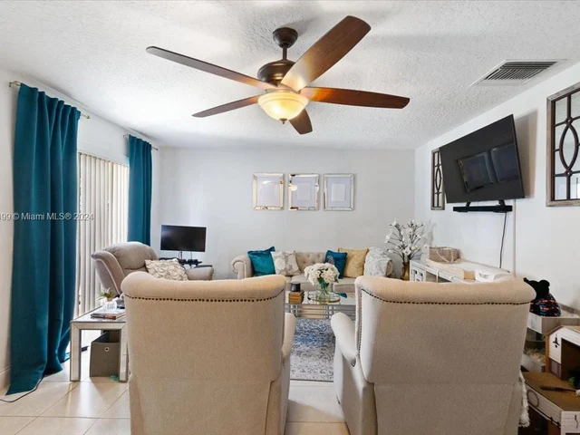 2295 Lena Ln # 2295, West Palm Beach FL 33415