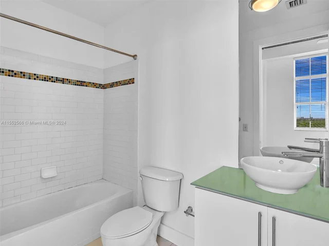 1789 NE Miami Gardens Dr # 505W, Miami FL 33179