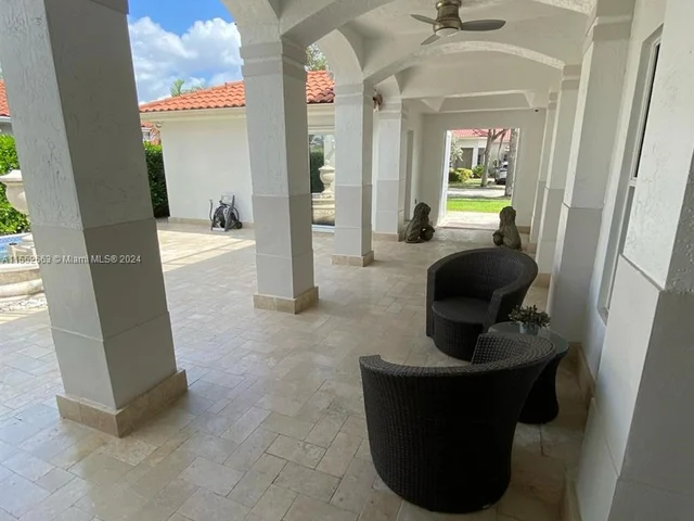 6218 NW 113th Pl, Doral FL 33178