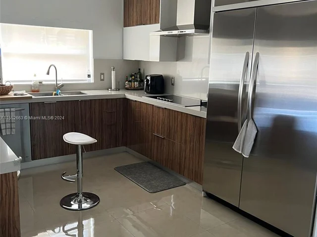 6218 NW 113th Pl, Doral FL 33178