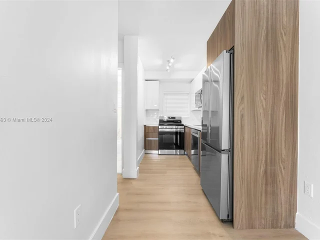 1035 9th St # 6, Miami Beach FL 33139