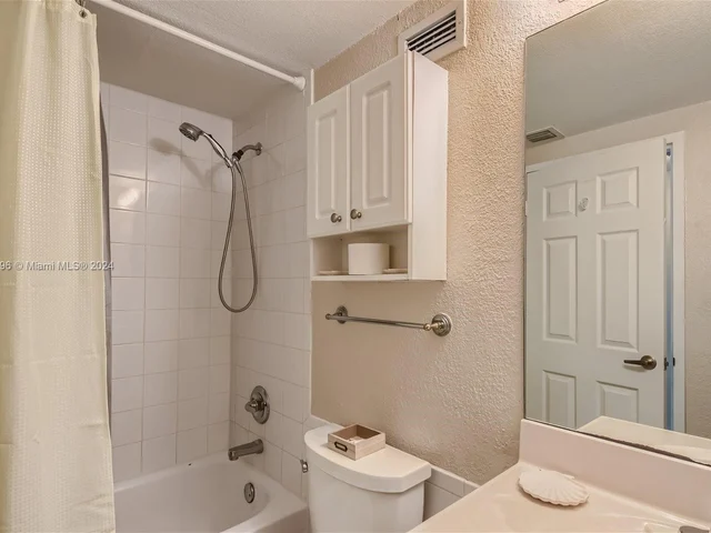 2501 S Ocean Dr, Hollywood FL 33019