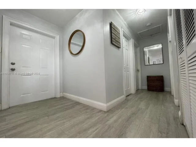 4905 SW 137th Ct, Miami FL 33175