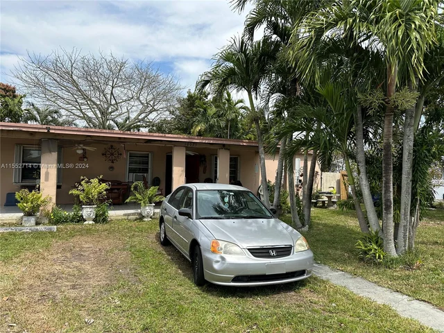 10025 SW 51st Ter, Miami FL 33165