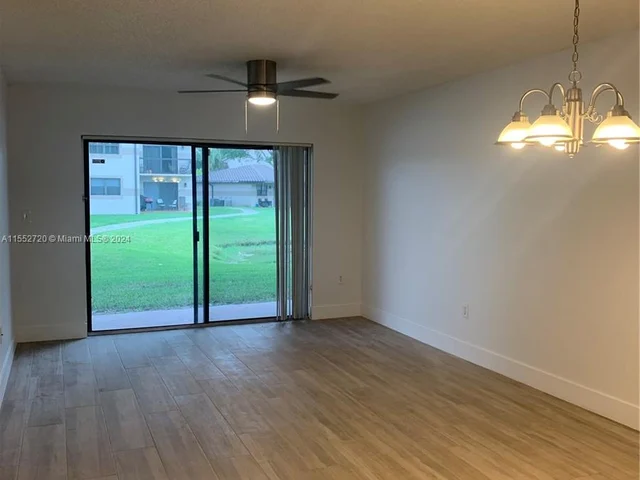 9858 Nob Hill Ln # 9858, Sunrise FL 33351