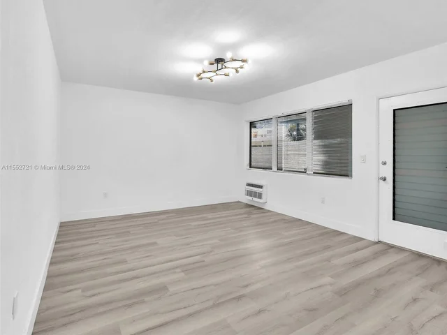 10190 E Bay Harbor Dr # 7E, Bay Harbor Islands FL 33154