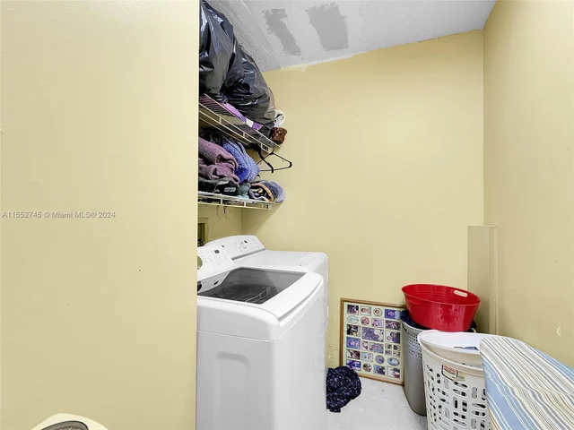 3710 NW 19th St, Coconut Creek FL 33066