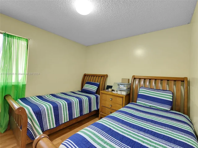 3710 NW 19th St, Coconut Creek FL 33066