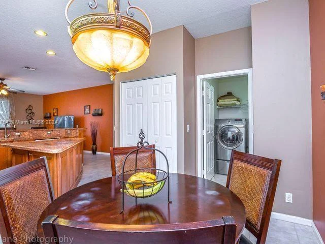 5289 NW 112th Way, Coral Springs FL 33076