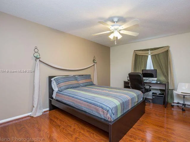 5289 NW 112th Way, Coral Springs FL 33076