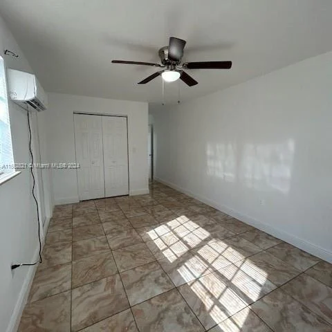 581 NW 184th Ter, Miami Gardens FL 33169