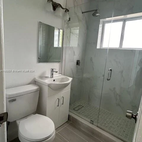 581 NW 184th Ter, Miami Gardens FL 33169