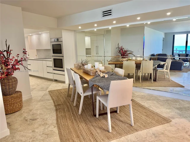 1111 Crandon Blvd # A404, Key Biscayne FL 33149