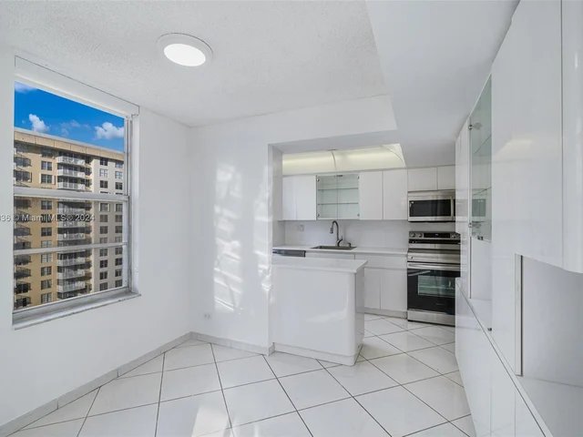 230 174th St # 1912, Sunny Isles Beach FL 33160
