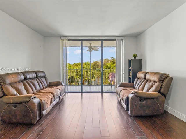 2900 NW 42nd Ave # A302, Coconut Creek FL 33066