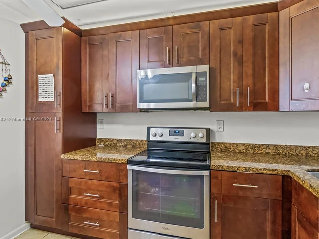 2900 NW 42nd Ave # A302, Coconut Creek FL 33066