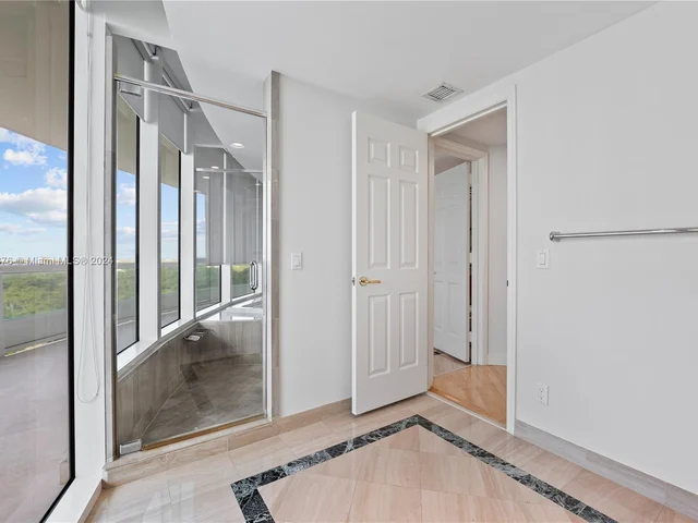 1643 Brickell Ave # 1002, Miami FL 33129