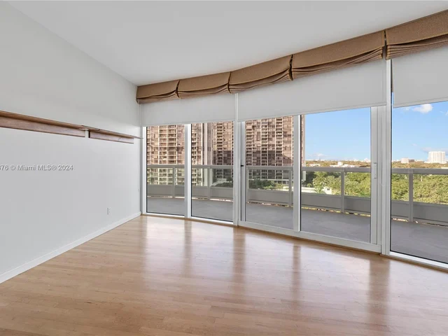 1643 Brickell Ave # 1002, Miami FL 33129