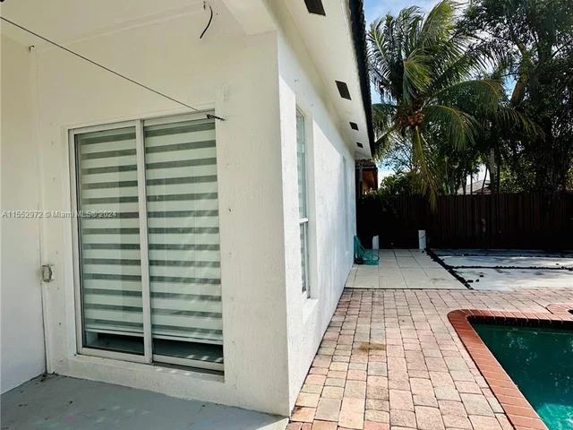 14532 SW 160th Ct, Miami FL 33196