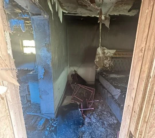 2041 NW 190th Ter, Miami Gardens FL 33056