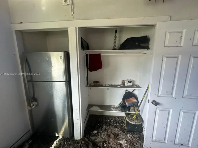 2041 NW 190th Ter, Miami Gardens FL 33056