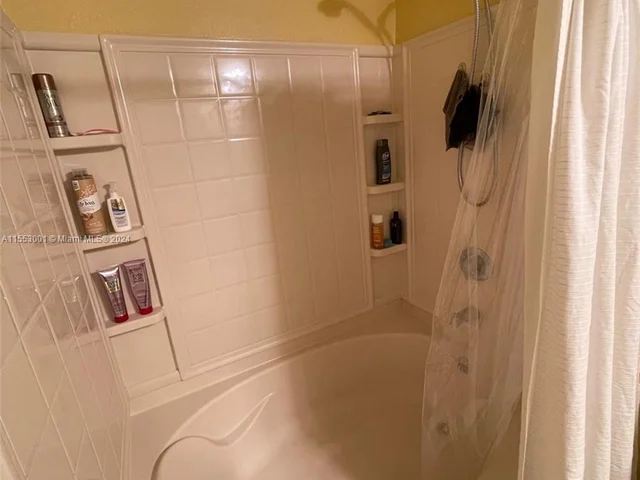 6830 W Sample Rd # 6830, Coral Springs FL 33067