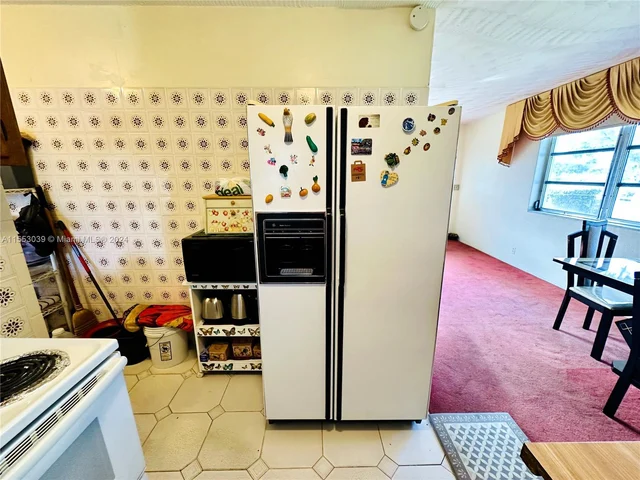 216 SW 1st St, Deerfield Beach FL 33441