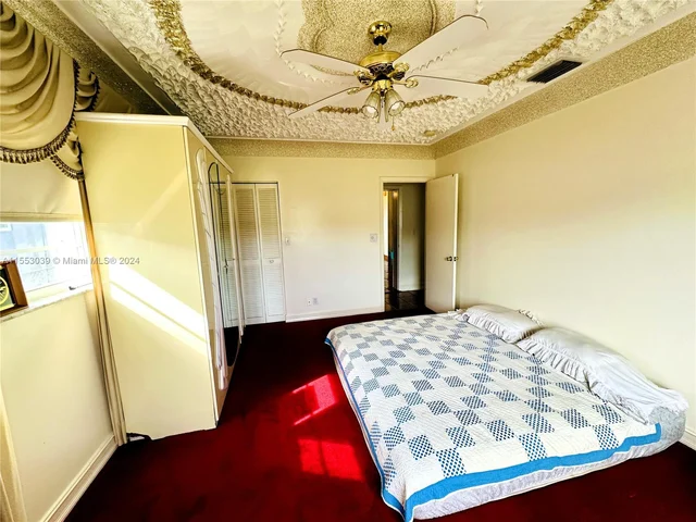 216 SW 1st St, Deerfield Beach FL 33441