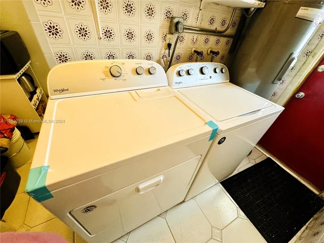 216 SW 1st St, Deerfield Beach FL 33441