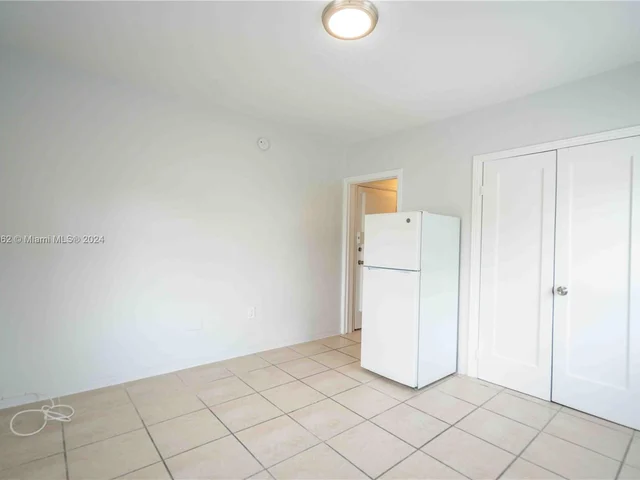 437 NE 82 ST # 20, Miami FL 33138