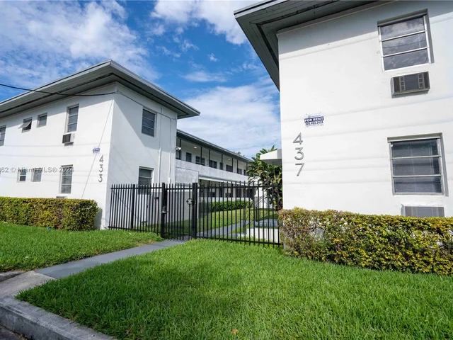 437 NE 82 ST # 20, Miami FL 33138