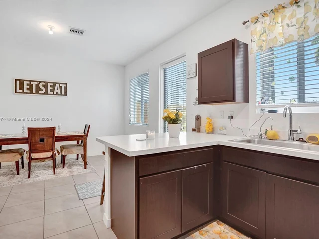 20810 NW 14th Ct, Miami Gardens FL 33169