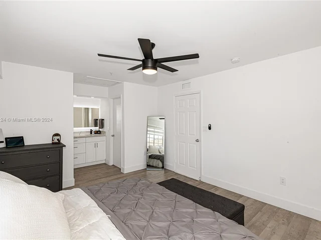 2981 NE 185th St # 1805, Aventura FL 33180