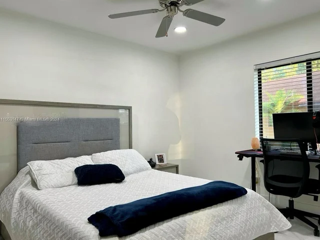 8251 NW 5th Ln # 282, Miami FL 33126