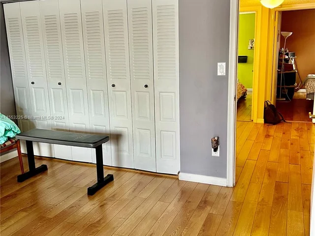 8900 Palm Tree Ln # 8900, Pembroke Pines FL 33024