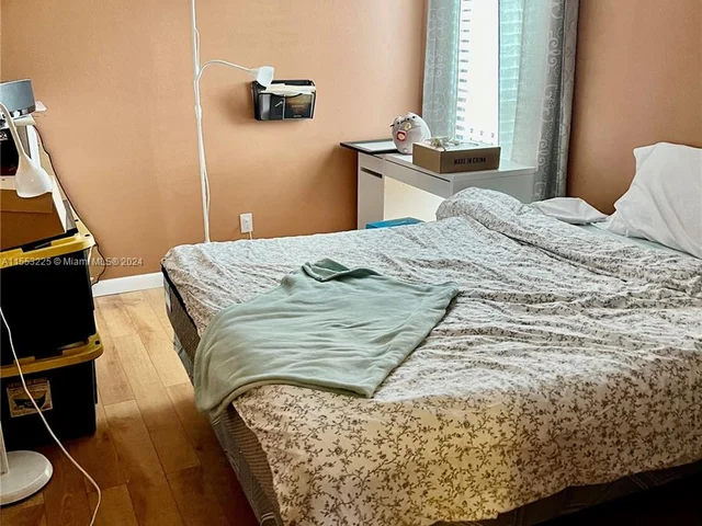 8900 Palm Tree Ln # 8900, Pembroke Pines FL 33024