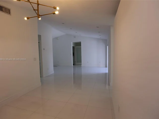 14760 SW 176th St, Miami FL 33187