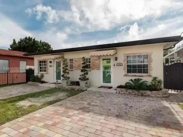 3172 SW 2nd St # 3172, Miami FL 33135