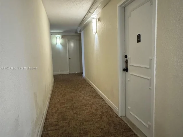 2750 NE 183rd St # 503, Aventura FL 33160