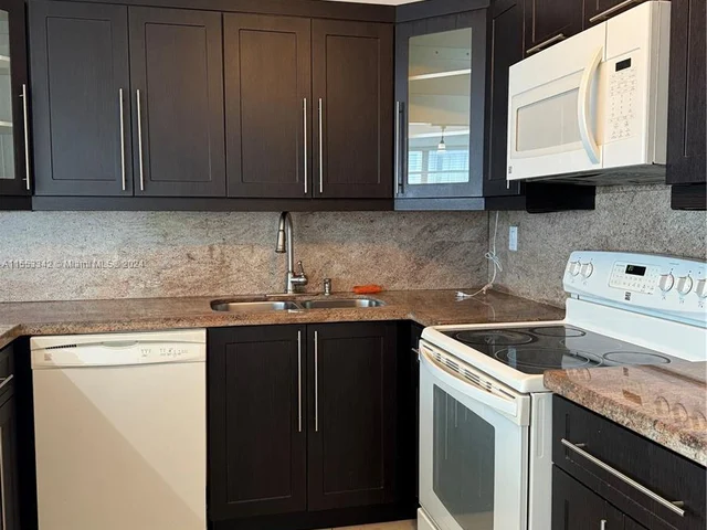 2750 NE 183rd St # 503, Aventura FL 33160