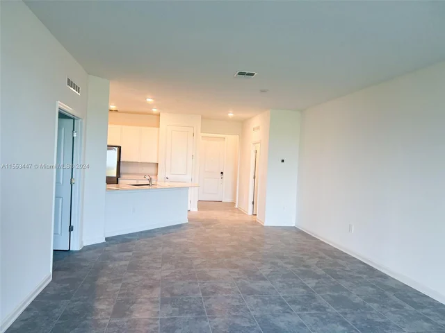 684 daring, Davenport FL 33837