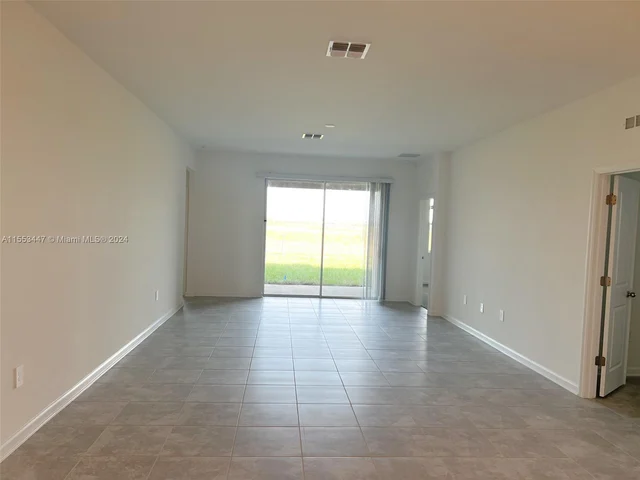 684 daring, Davenport FL 33837