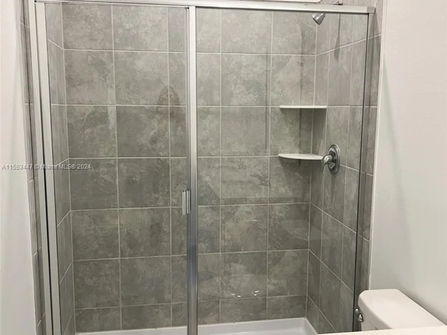 684 daring, Davenport FL 33837