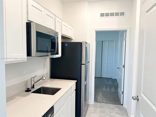 684 daring, Davenport FL 33837