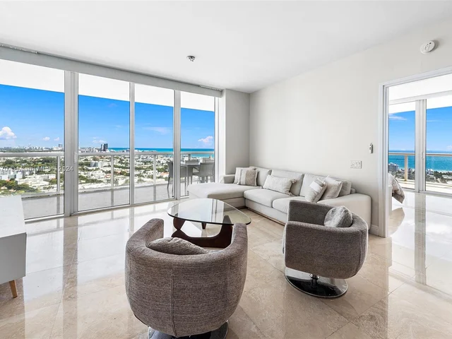 450 Alton Rd # 3010, Miami Beach FL 33139